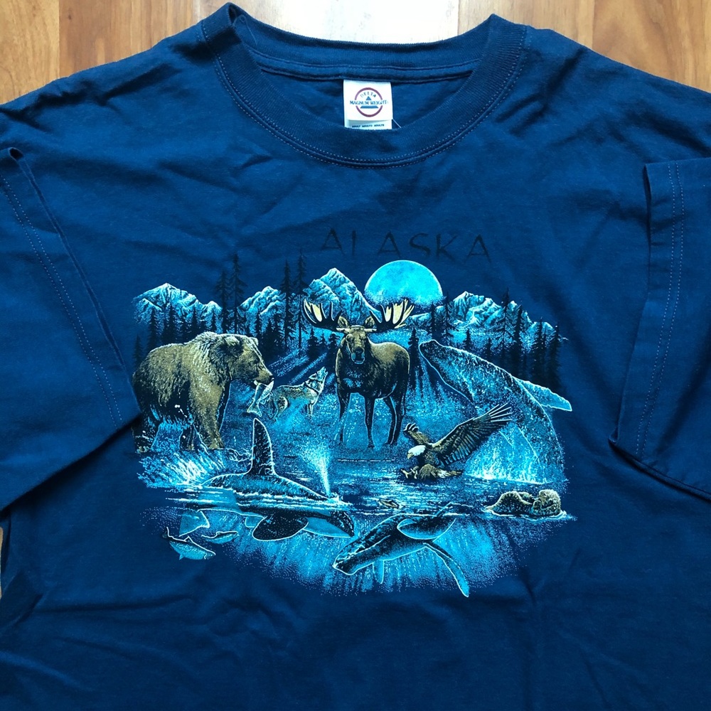 Nature tee 
Animal tee 
Very nice